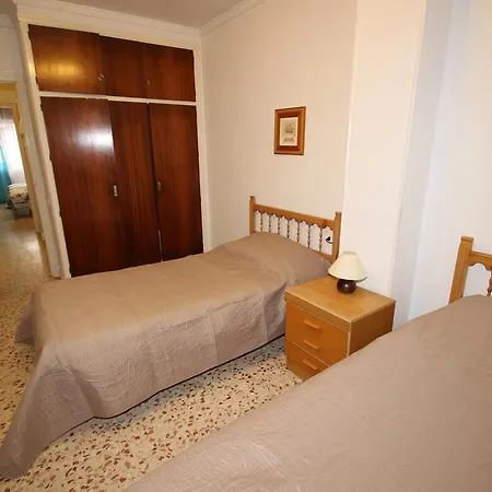 Juan Aparicio 11 Apartment *